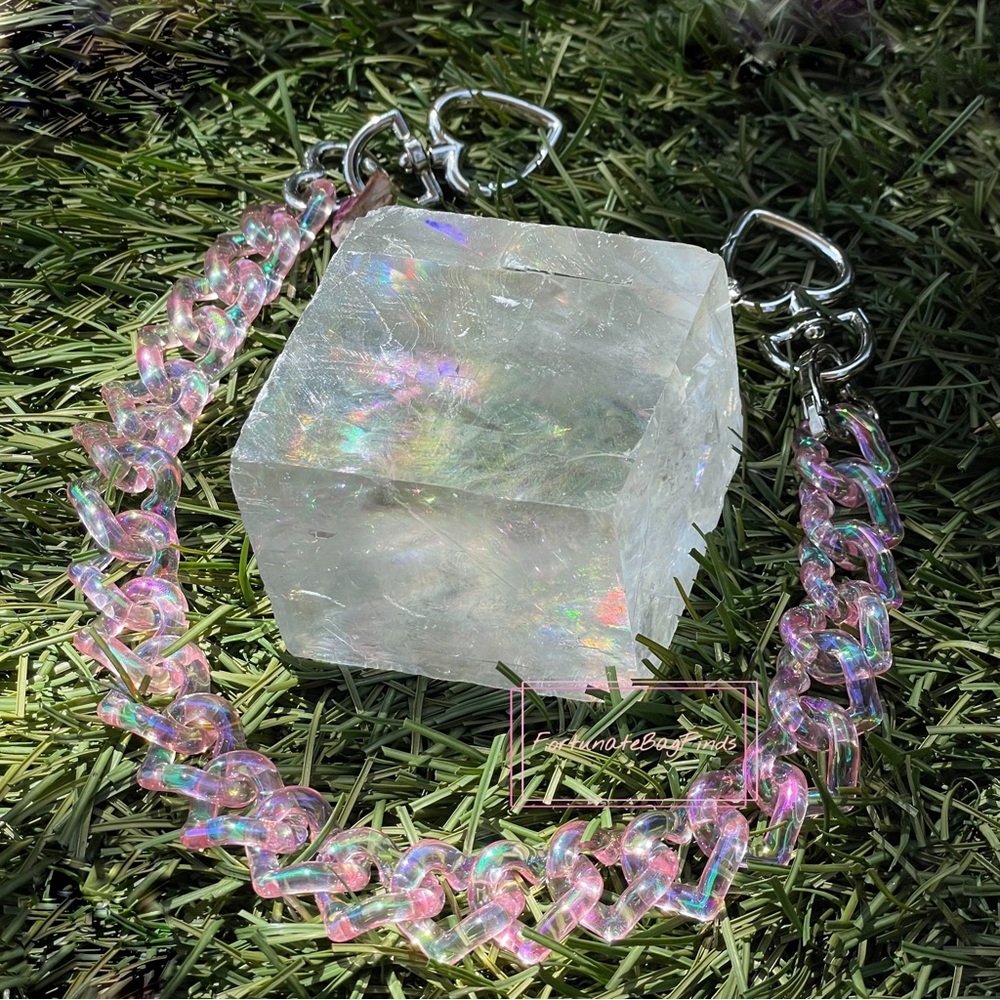 TikTok Famous PINK PASTEL Jelly Triple Hearts Resin Bag Strap Novelty Bag Strap - Picture 7 of 13